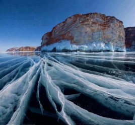Frozen-Lake-Baikal-Siberia-Russia-620x575